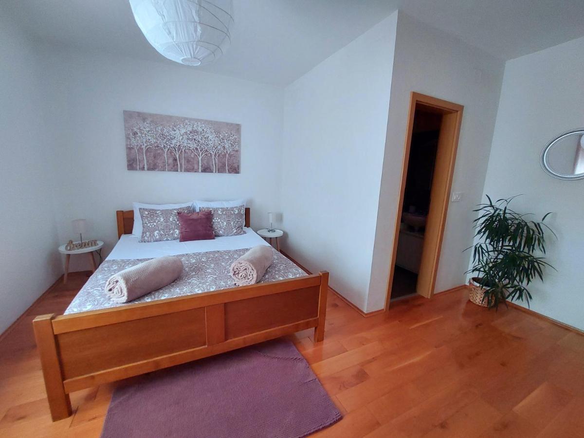 La Palma Appartement Pakoštane Buitenkant foto