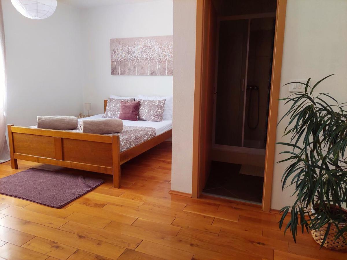 La Palma Appartement Pakoštane Buitenkant foto