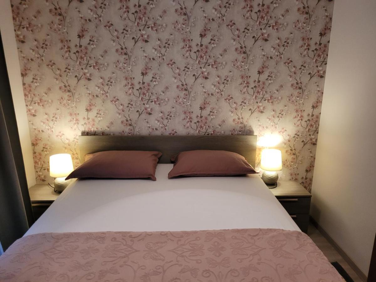 La Palma Appartement Pakoštane Buitenkant foto