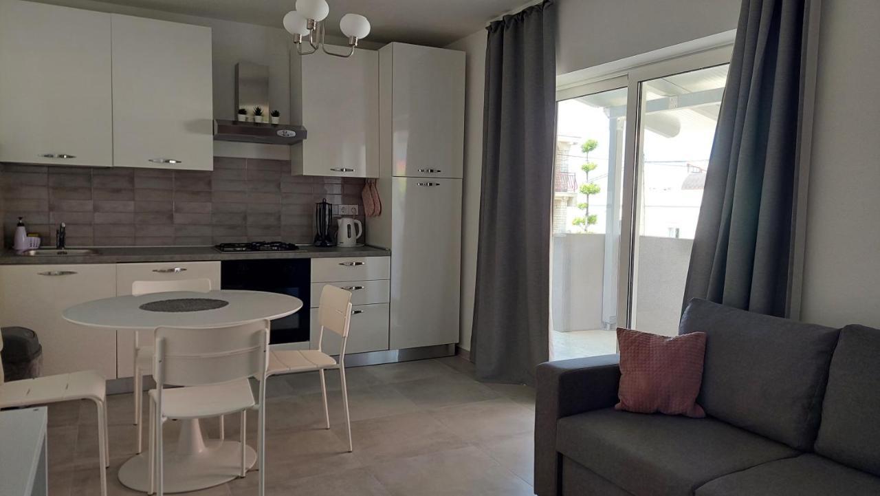 La Palma Appartement Pakoštane Buitenkant foto